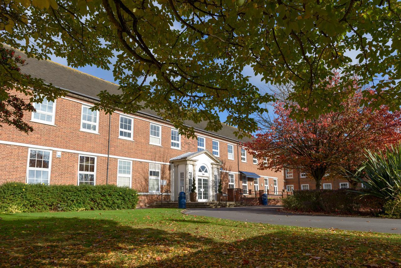 Mitchell Hall Cranfield Exteriör bild